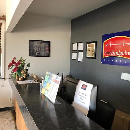 Fairbridge Inn Express Monroe City Exterior foto