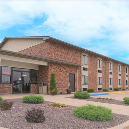 Fairbridge Inn Express Monroe City Exterior foto